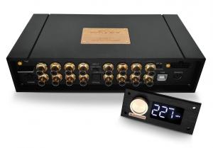 Миниатюра продукта ZAPCO DSP-Z8 IV II - автомобильный 8-канальный DSP-процессор с BT-streaming