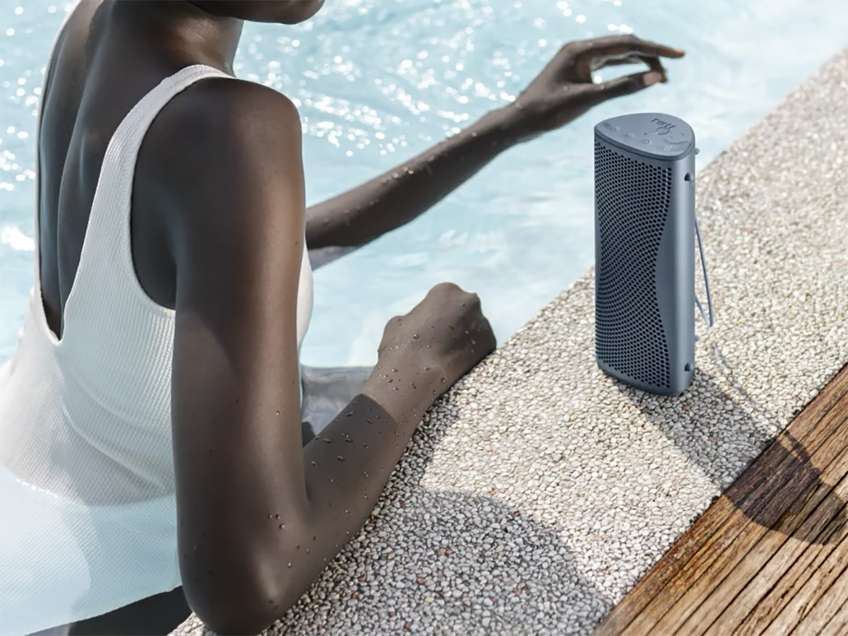 Новое поколение портативной Bluetooth-колонки KEF Muo разработано компанией KEF для тех, кто ценит высокое качество звука и практичность в повседневной жизни.